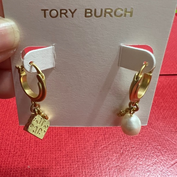 Tory Burch Kira Mismatch Dice and Pearl Drop Earrings - Picture 2 of 6